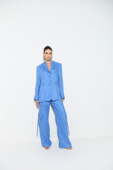 BLAZER LONGO EM LINHO COM OMBREIRAS COLEÇÃO VERÃO 25