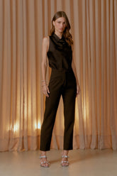 CALÇA PREGAS BOLSO LATERAL COLEÇÃO VERÃO 25