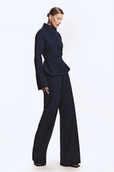 CONJUNTO CASACO CURTO ACINTURADO BARRA AMPLA E CALCA PANTALONA ESTRUTURADA COLEÇÃO INVERNO 26