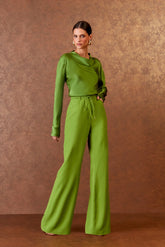 CALÇA DETALHE PREGA COS COLEÇÃO INVERNO 25