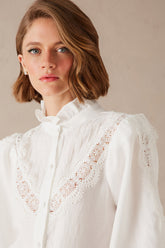 CAMISA VOIL DETALHES RENDA COLEÇÃO INVERNO 22