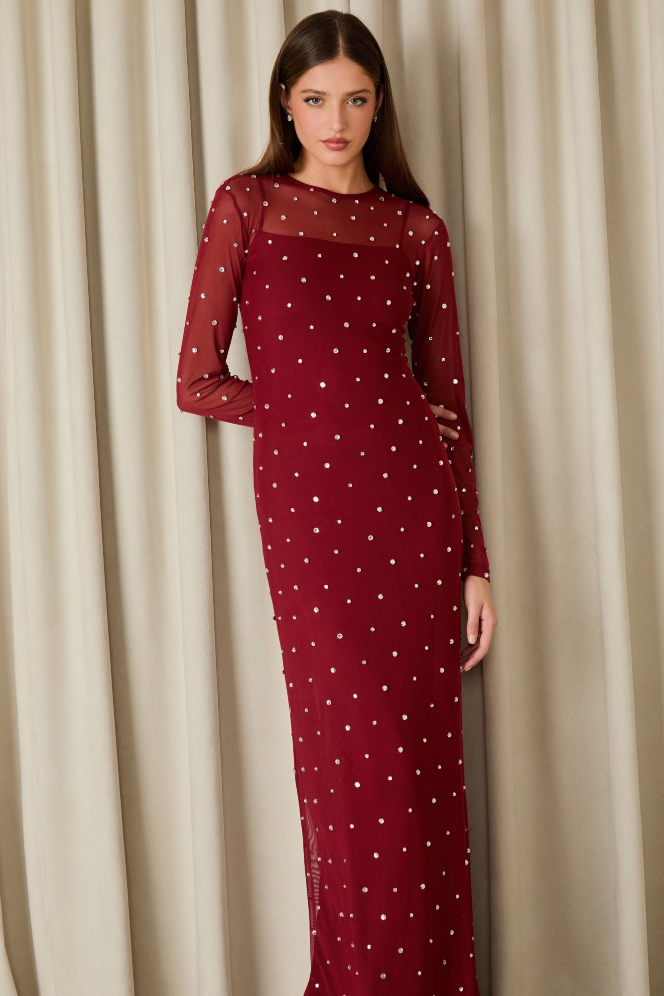 VESTIDO LONGO AMANDA BORDADO COLEÇÃO INVERNO 26