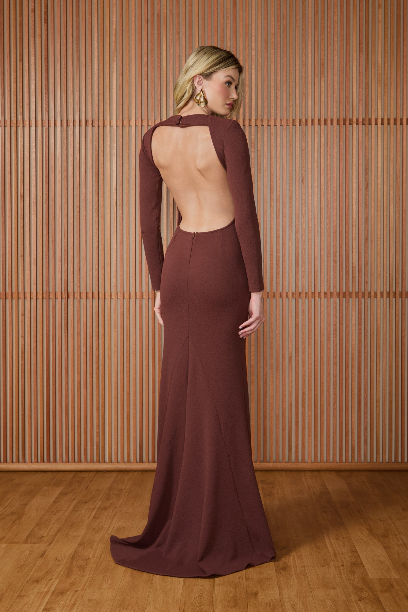 VESTIDO LONGO BEATRICE DECOTE COSTAS COLEÇÃO INVERNO 25