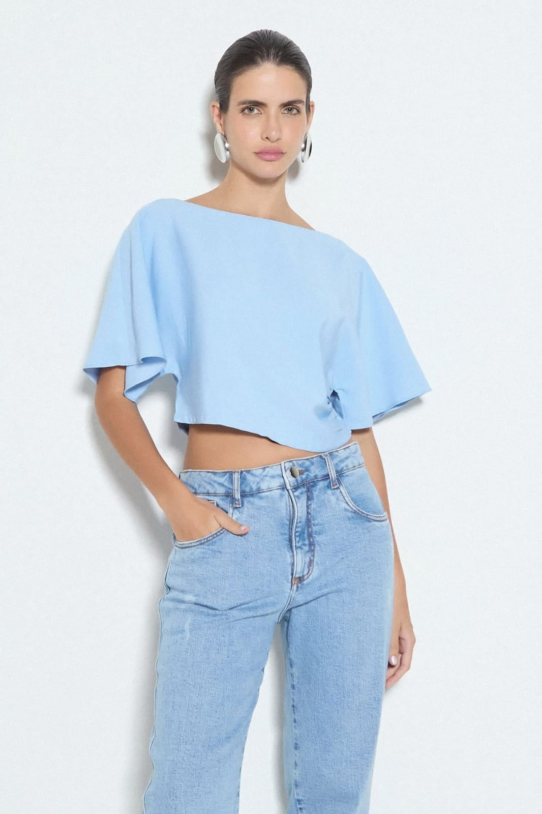 BLUSA MANGA CURTA COM FRANZIDO LATERAL COLEÇÃO VERÃO 25