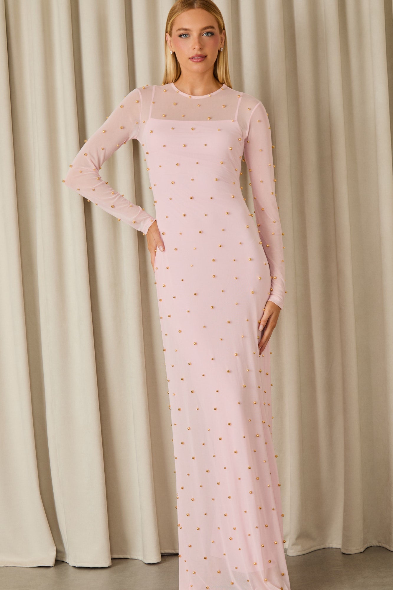 VESTIDO LONGO SARAH BORDADO COLEÇÃO INVERNO 26