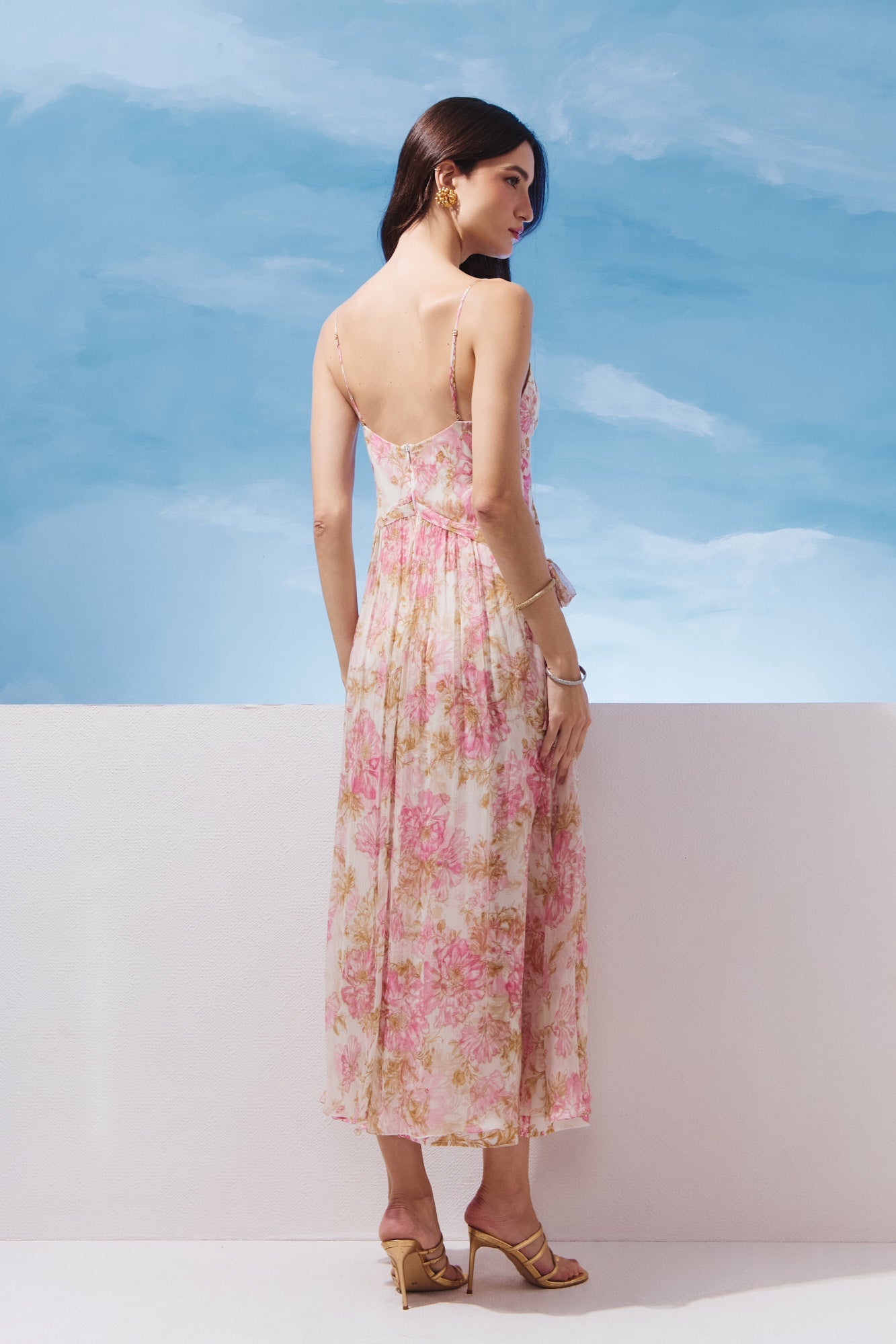 VESTIDO MIDI ESTAMPA FLORAL STELLA COLEÇÃO VERÃO 27