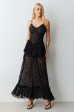 VESTIDO MIDI EM RENDA DECOTE V E DETALHE BABADO COLEÇÃO VERÃO 27