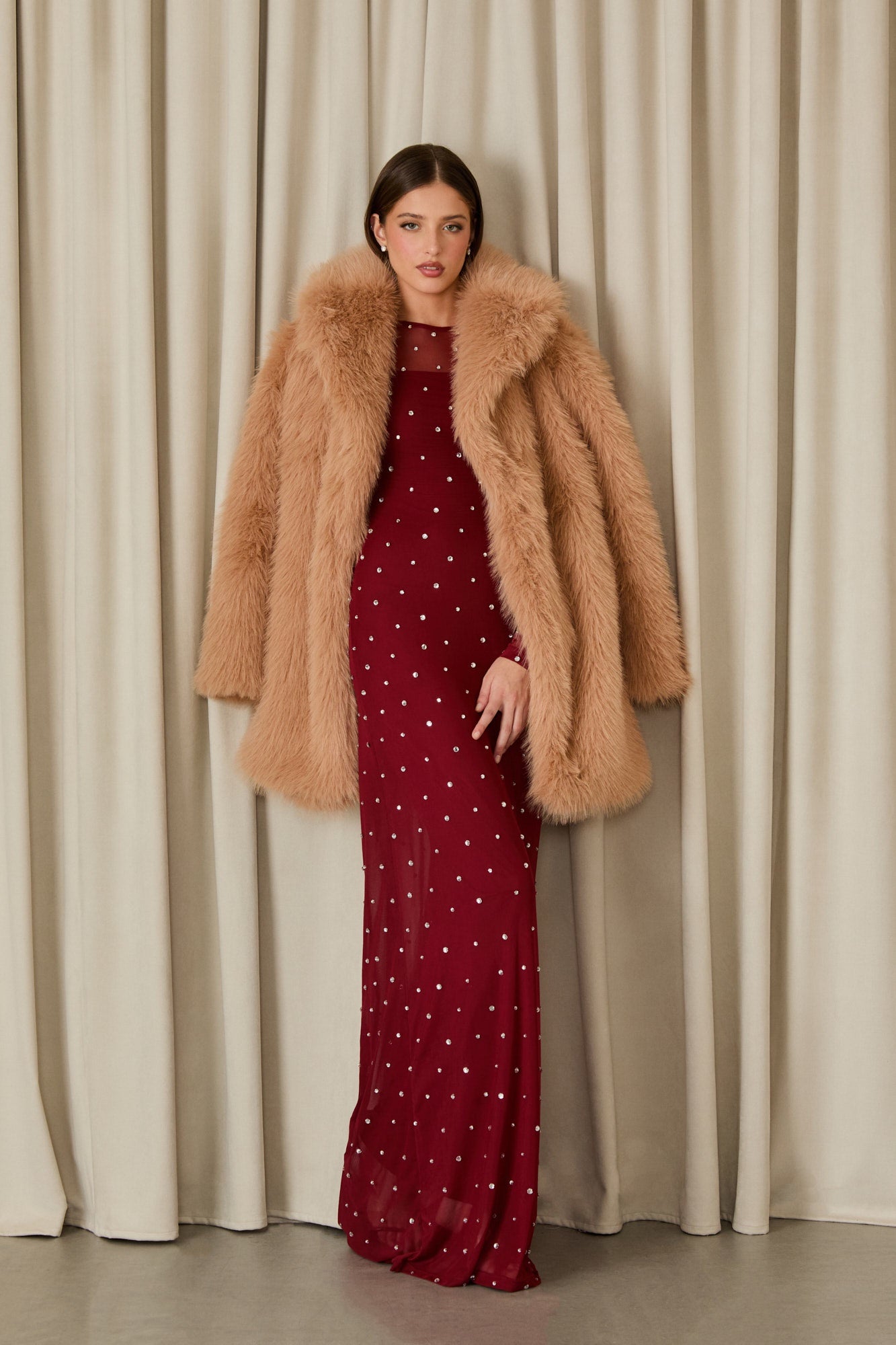 VESTIDO LONGO AMANDA BORDADO COLEÇÃO INVERNO 26