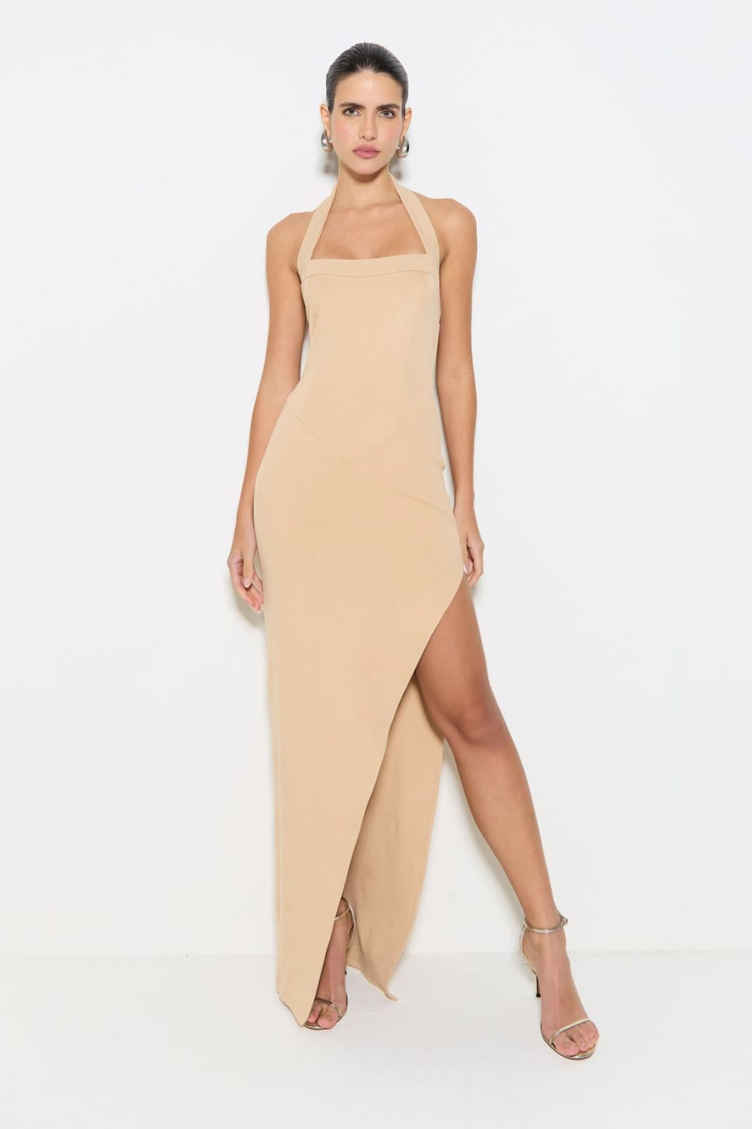 VESTIDO LONGO FRENTE UNICA E FENDA DIAGINAL COLEÇÃO VERÃO 25