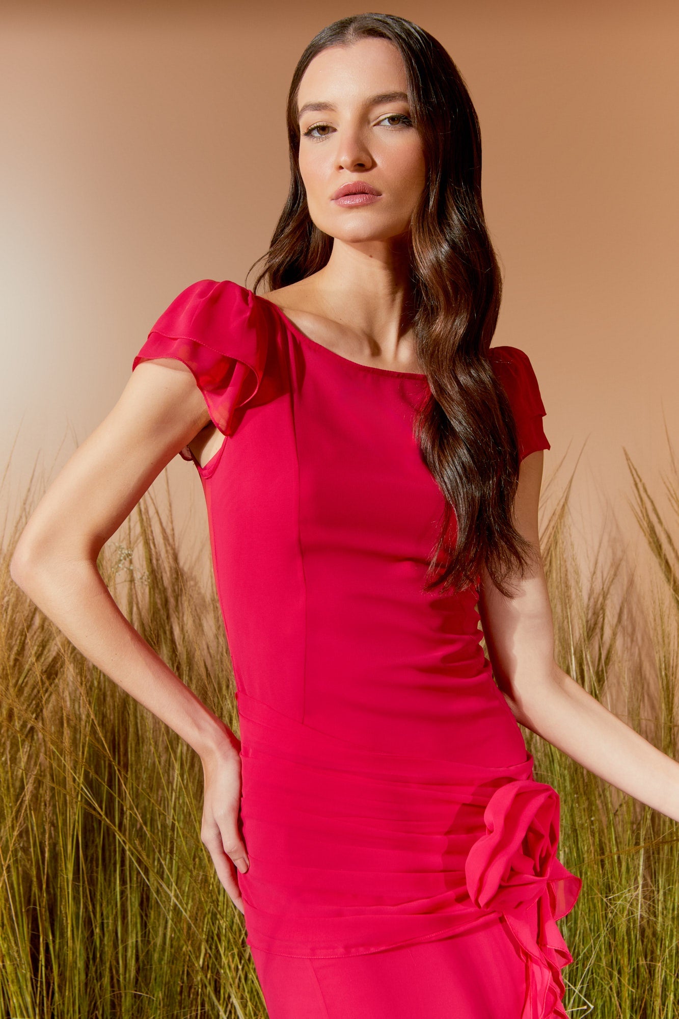 VESTIDO LONGO FLOR CINTURA COLEÇÃO COLEÇÃO VERÃO 26