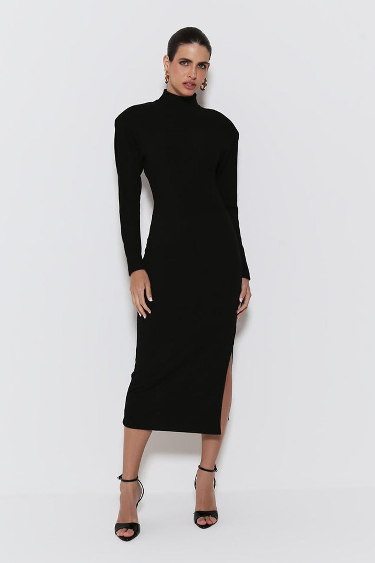 VESTIDO MIDI GOLA ALTA ABERTURA COM CAIMENTO COSTAS COLEÇÃO INVERNO 25