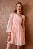 VESTIDO CURTO OMBRO SO CAMADAS COLEÇÃO INVERNO 25