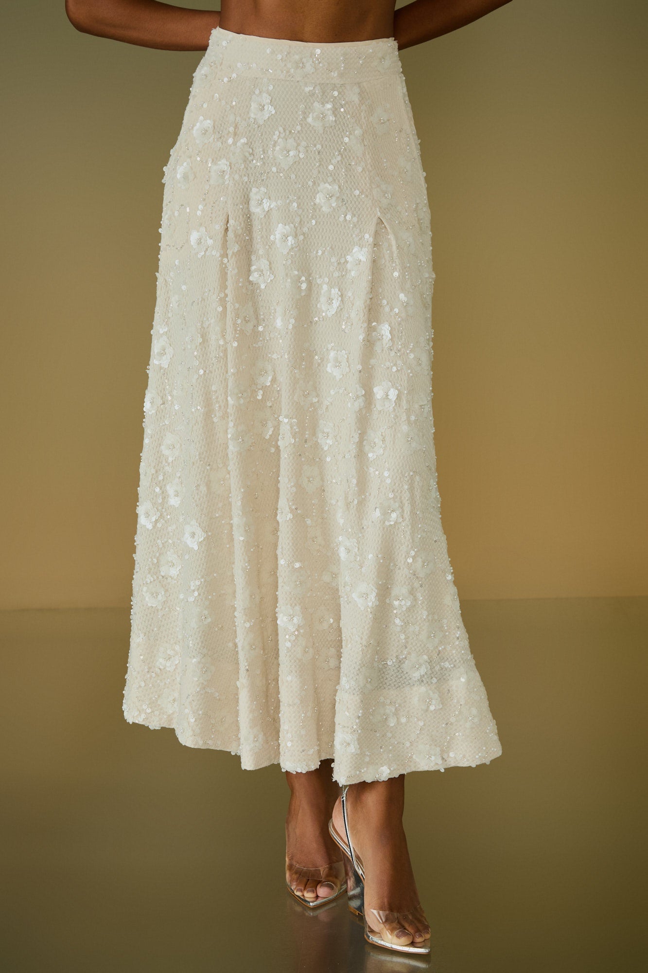 CONJUNTO ANTONIA MALHA BORDADA COLEÇÃO ALTO VERÃO 26