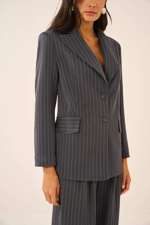 BLAZER RISCA DE GIZ COLEÇÃO INVERNO 25