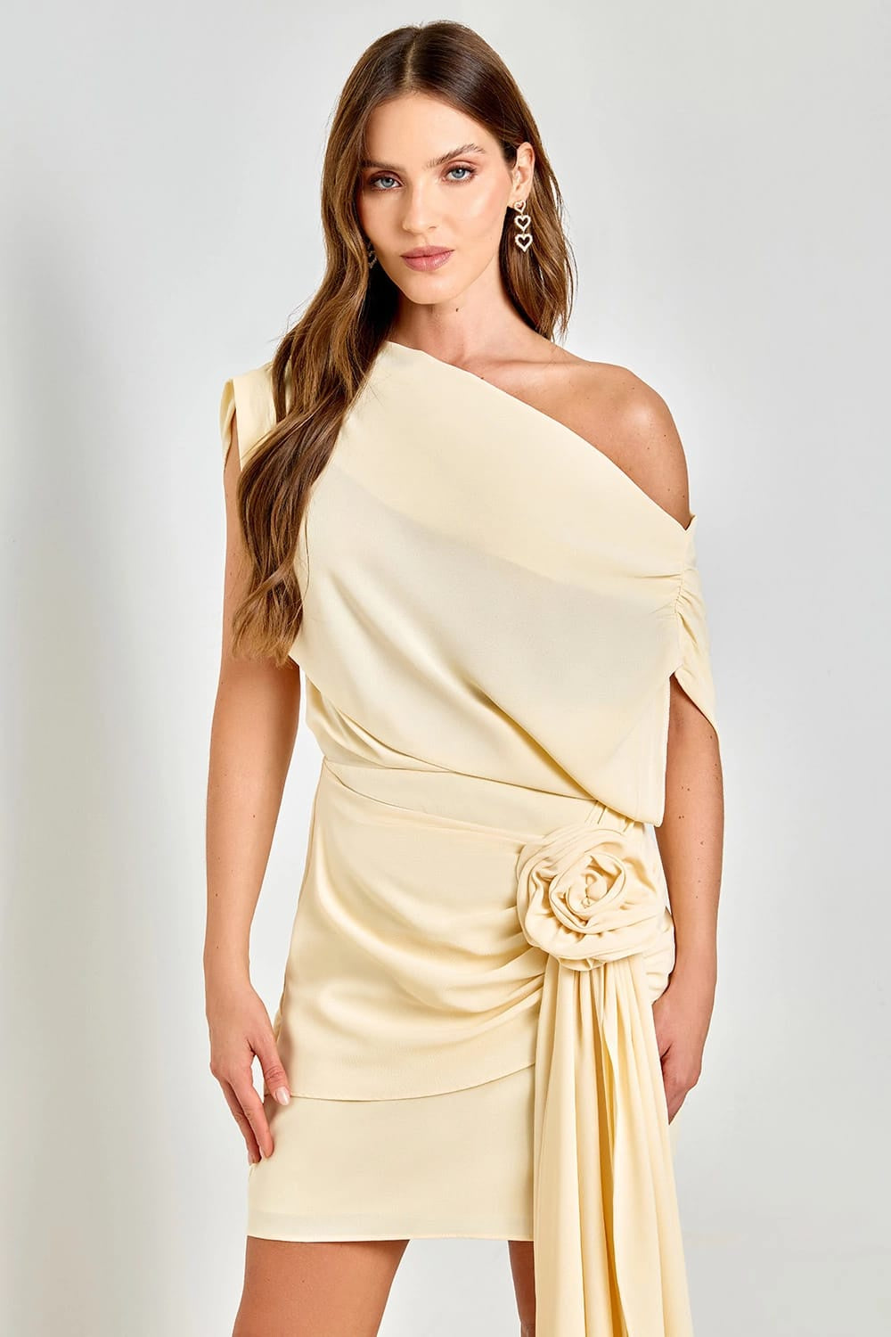 VESTIDO CURTO LIZ COLEÇÃO VERÃO 26