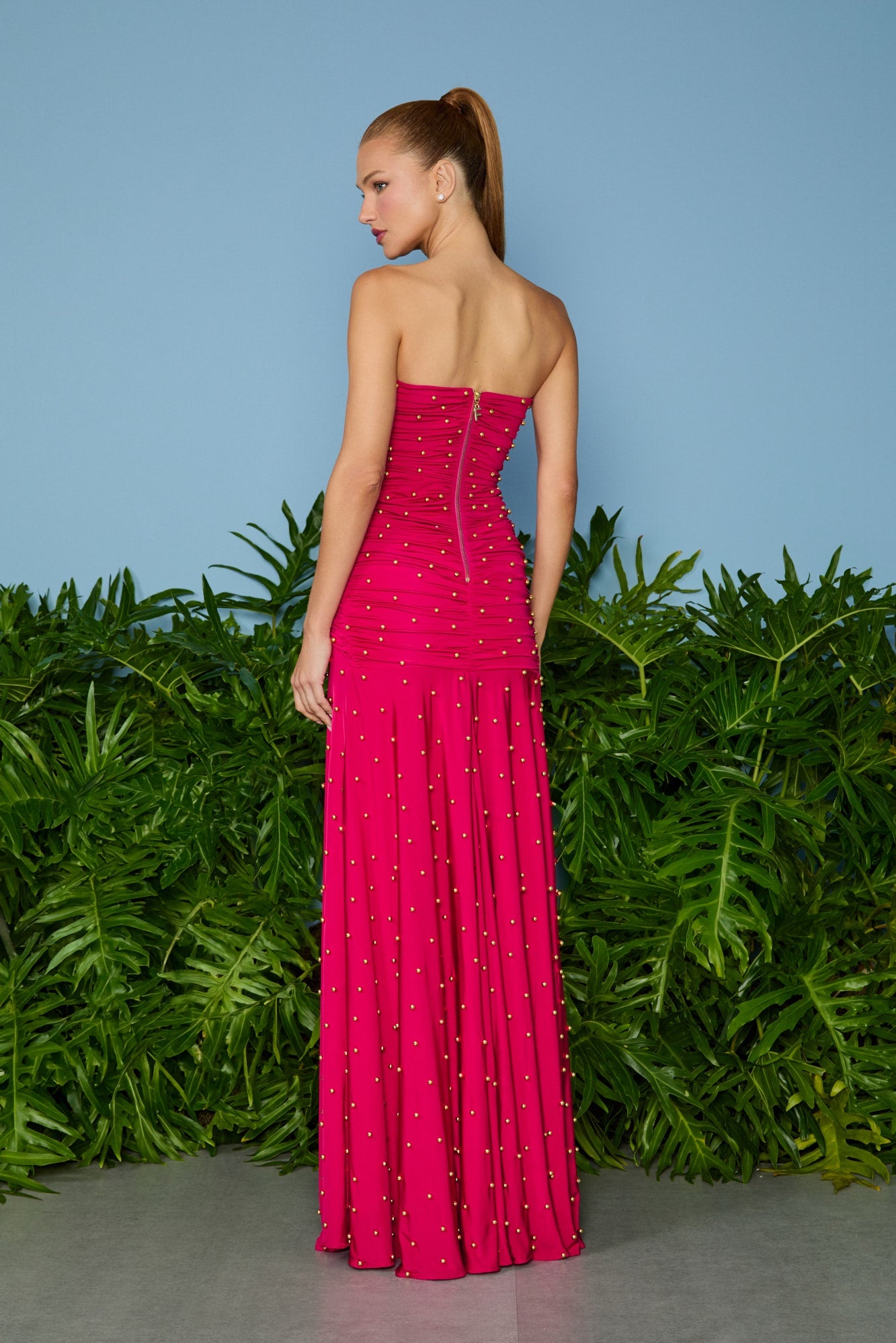 VESTIDO LONGO NAOMI DECOTE FERRAGEM COLEÇÃO VERÃO 26