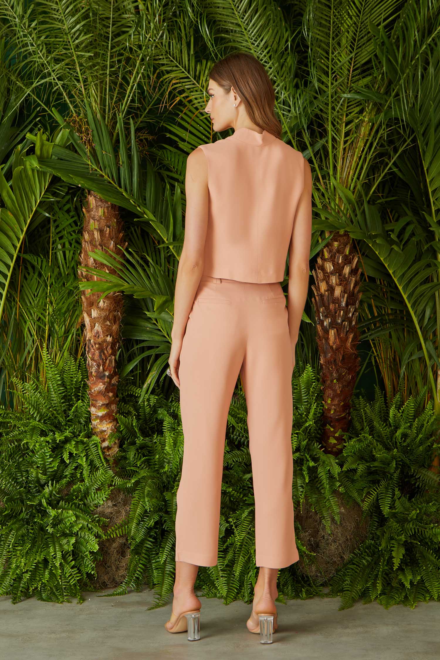 CALÇA RETA PREGAS COLEÇÃO VERÃO 24