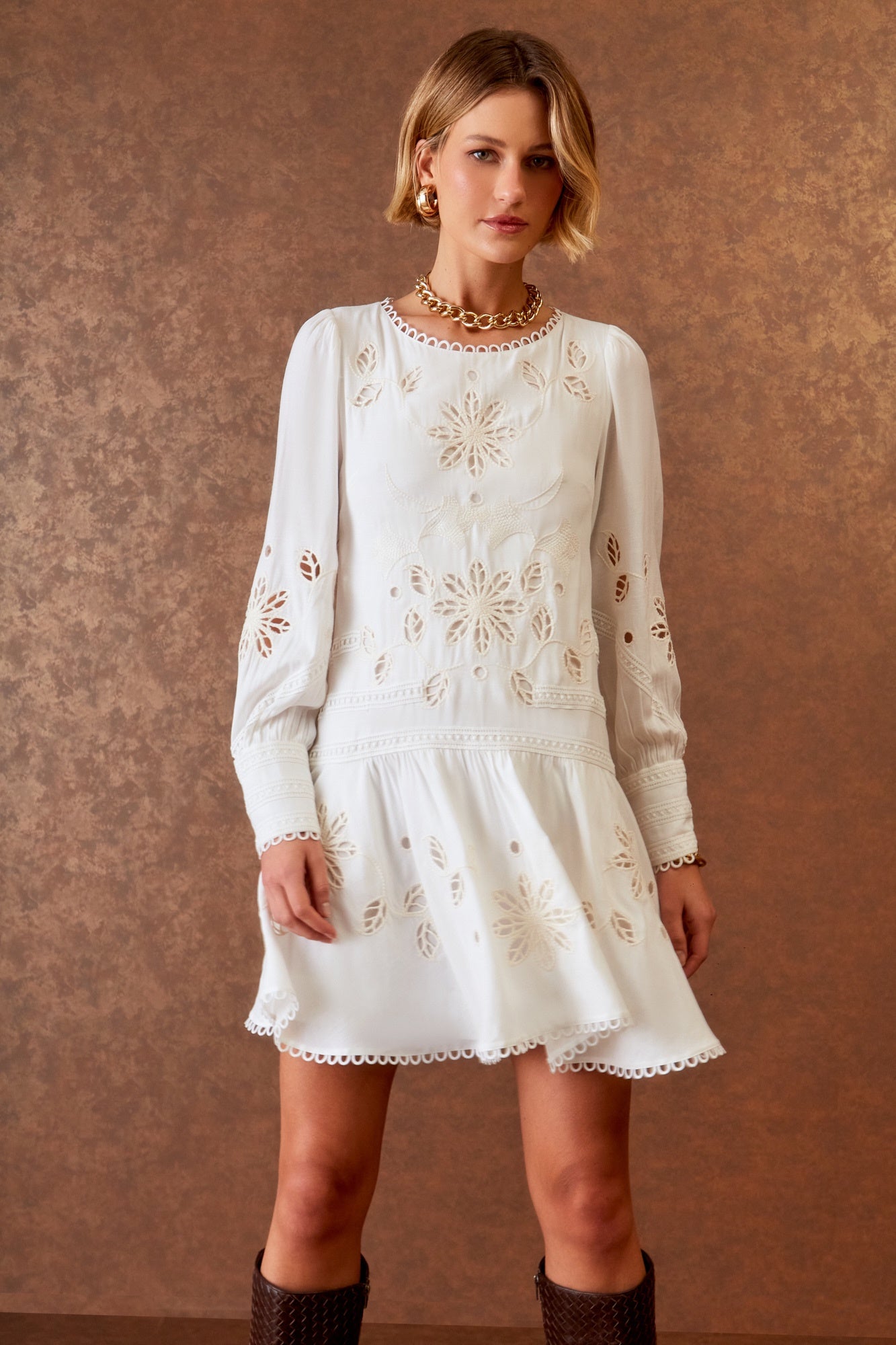 VESTIDO CURTO RICHELIEU MANGA LONGA COLEÇÃO INVERNO 25