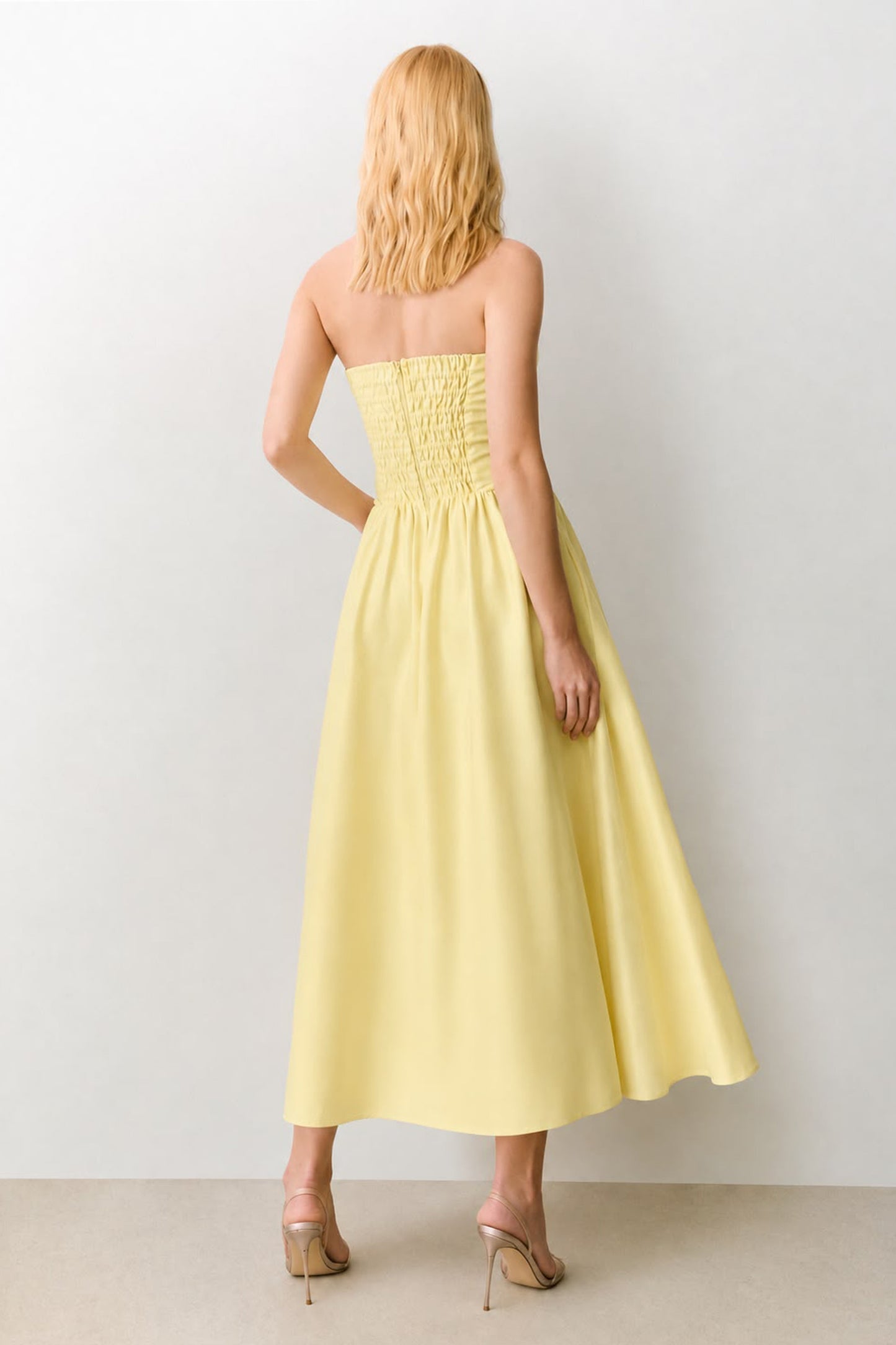 VESTIDO MIDI TOMARA QUE CAIA ZIPER DE METAL FRONTAL COLEÇÃO VERÃO 27