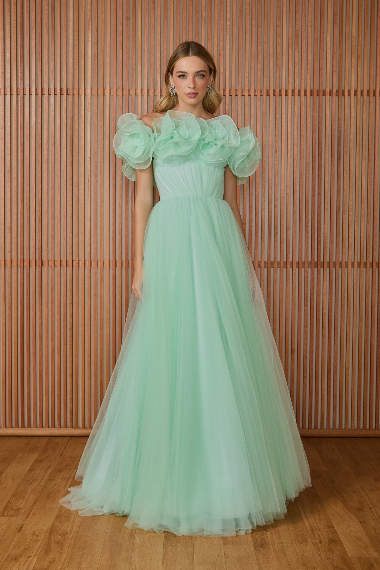 VESTIDO LONGO THASSIA FLORES COLEÇÃO INVERNO 25