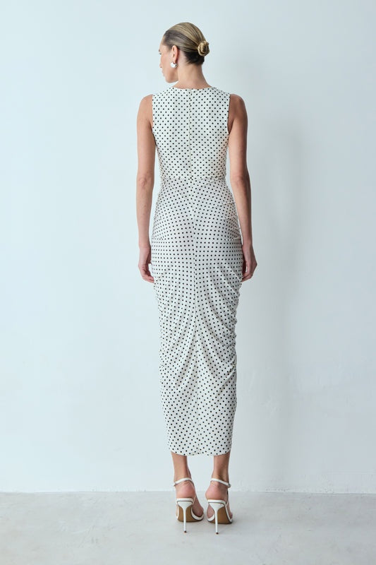 VESTIDO MIDI SEM MANGA COM FRANZIDO CENTRAL POÁ COLEÇÃO VERÃO 26