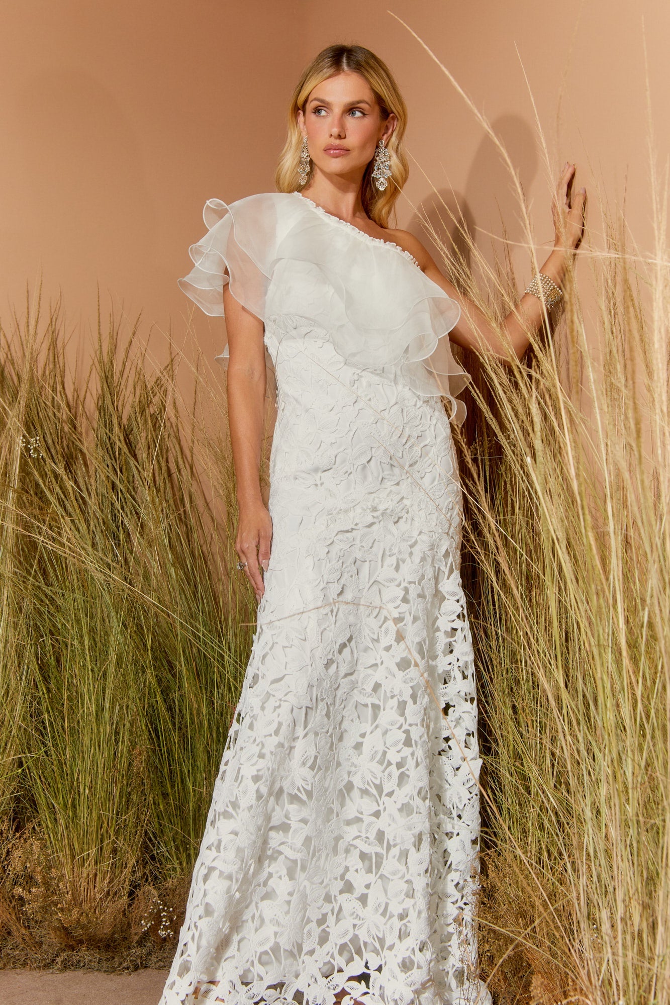 VESTIDO LONGO GUIPURE COLEÇÃO VERÃO 26