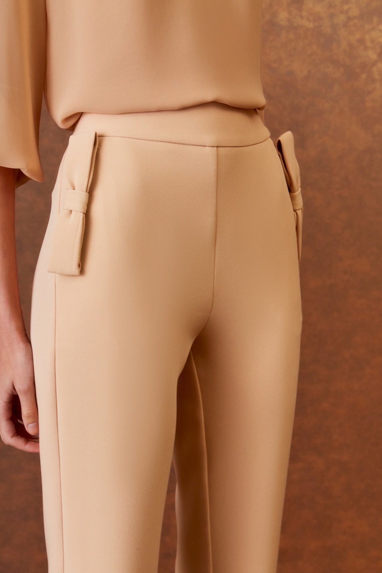 CALÇA LAÇO BOLSO COLEÇÃO INVERNO 25