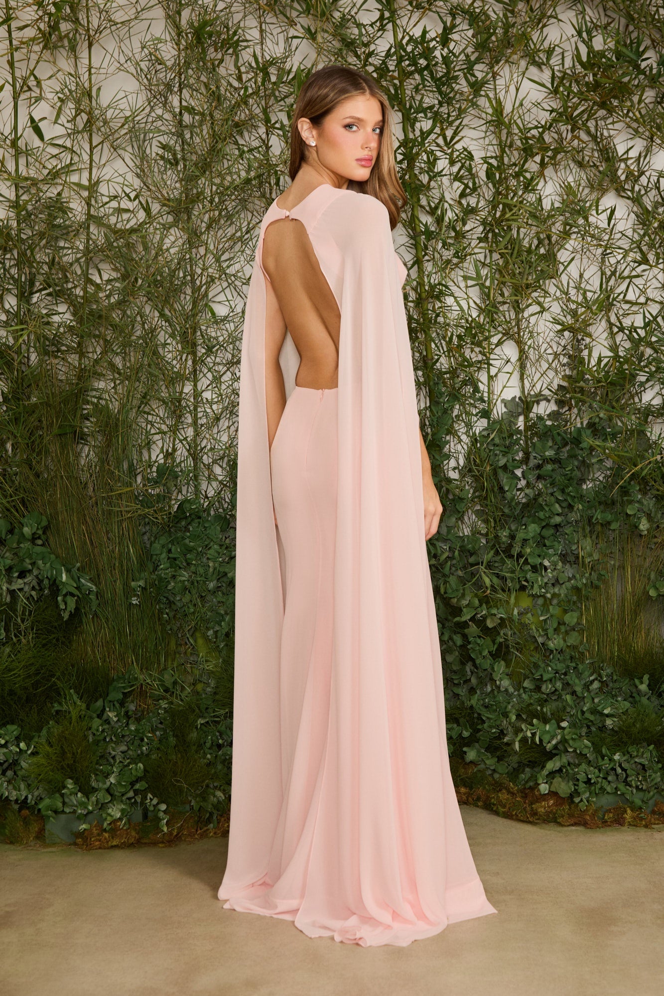 VESTIDO LONGO BIANCA CAPA  COLEÇÃO VERÃO 27