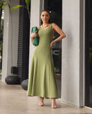 VESTIDO MIDI COM RECORTE BUSTO E SAIA AMPLA COLEÇÃO INVERNO 25