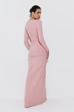 VESTIDO LONGO COM TORÇÃO LATERAL E ABERTURA DIAGONAL COLEÇÃO INVERNO 25