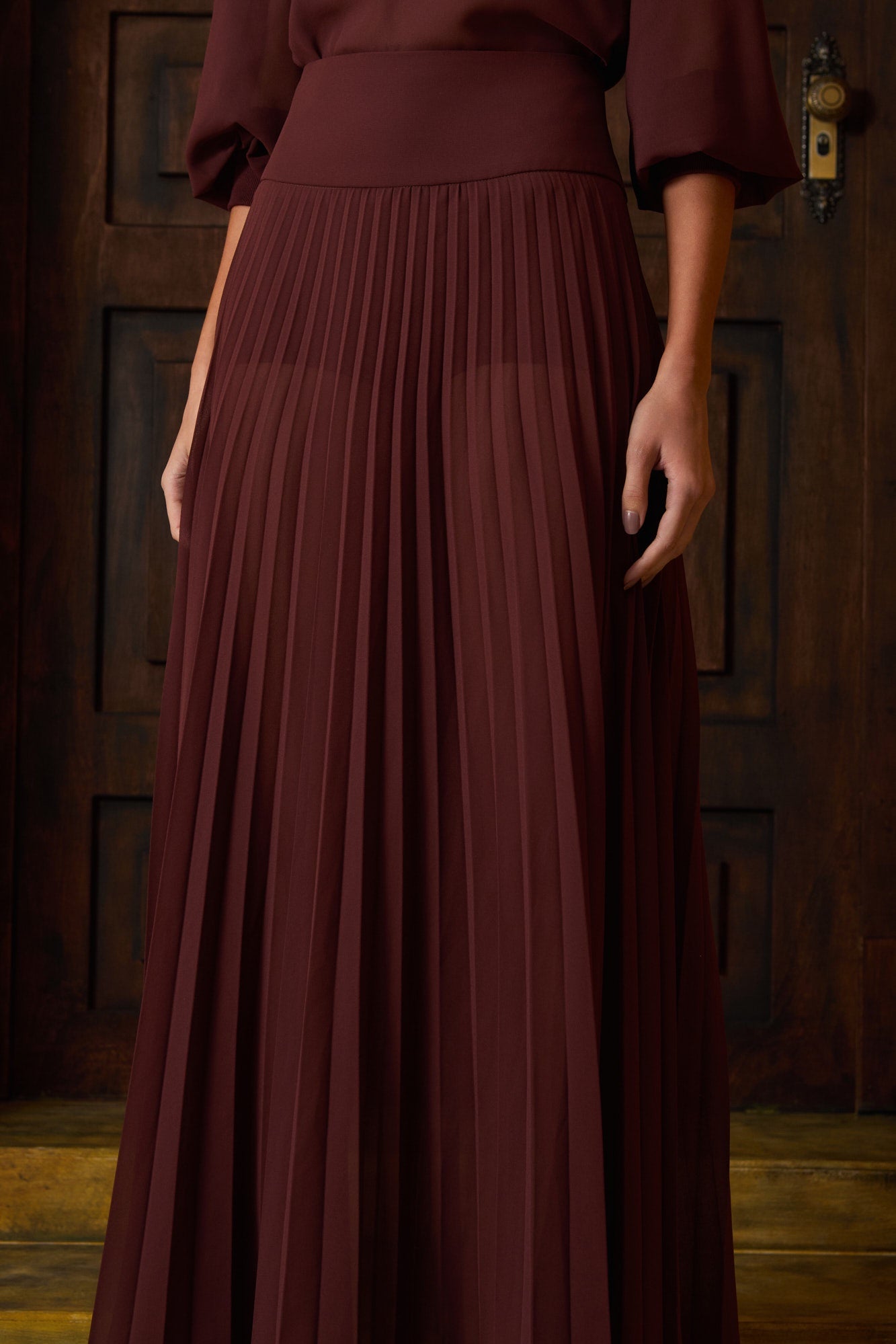 SAIA LONGA PLISSADA PALA LARGA COLEÇÃO INVERNO 26