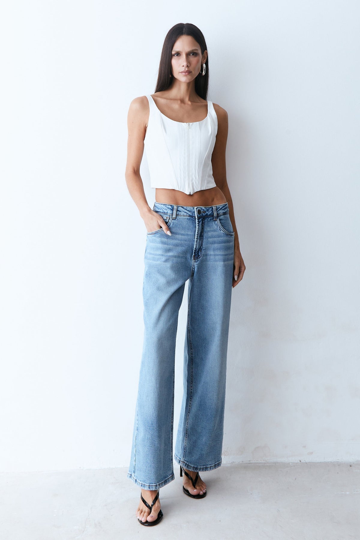 CALÇA RETA CINTURA MEDIA COLEÇÃO VERÃO 27