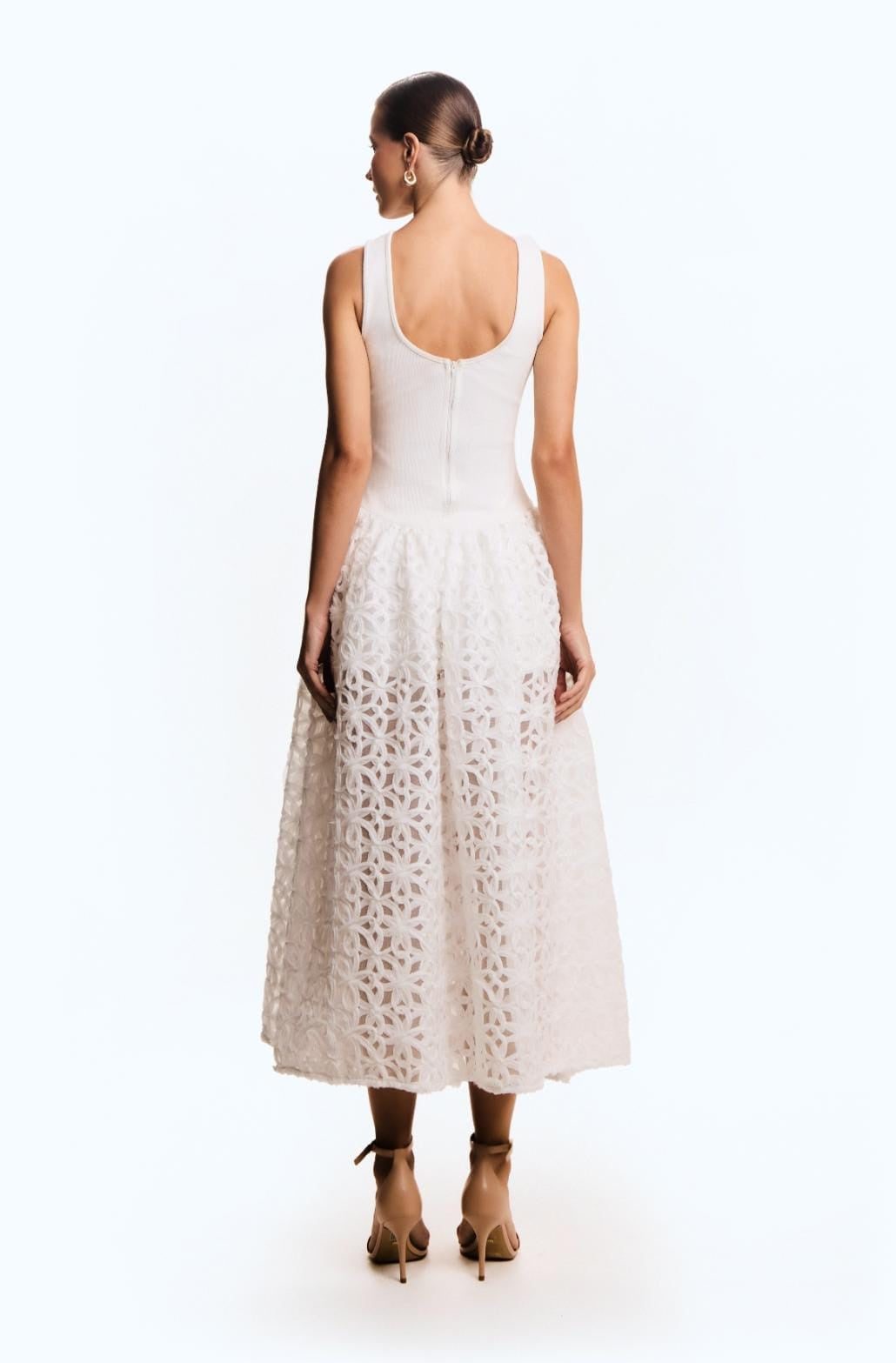 VESTIDO MIDI REGATA NADADOR E SAIA DE TULE FLORAL COLEÇÃO VERÃO 26