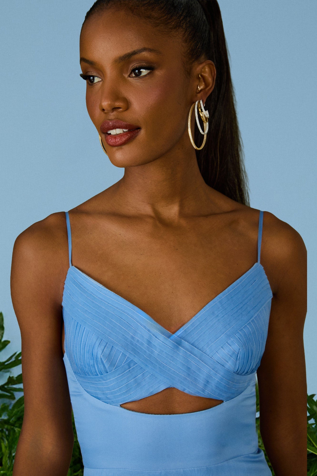 VESTIDO CURTO JULIA ALÇAS FINAS GODE COLEÇÃO VERÃO 26