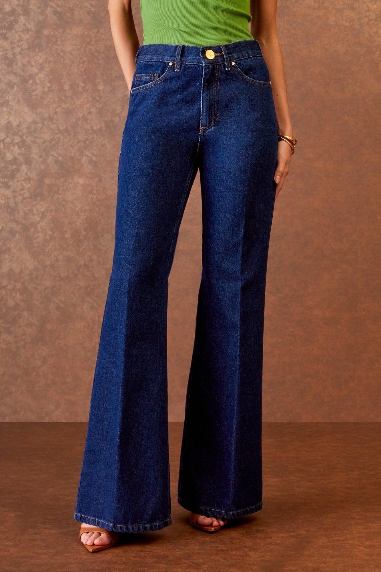 CALÇA JEANS CLASSIC COLEÇÃO INVERNO 25