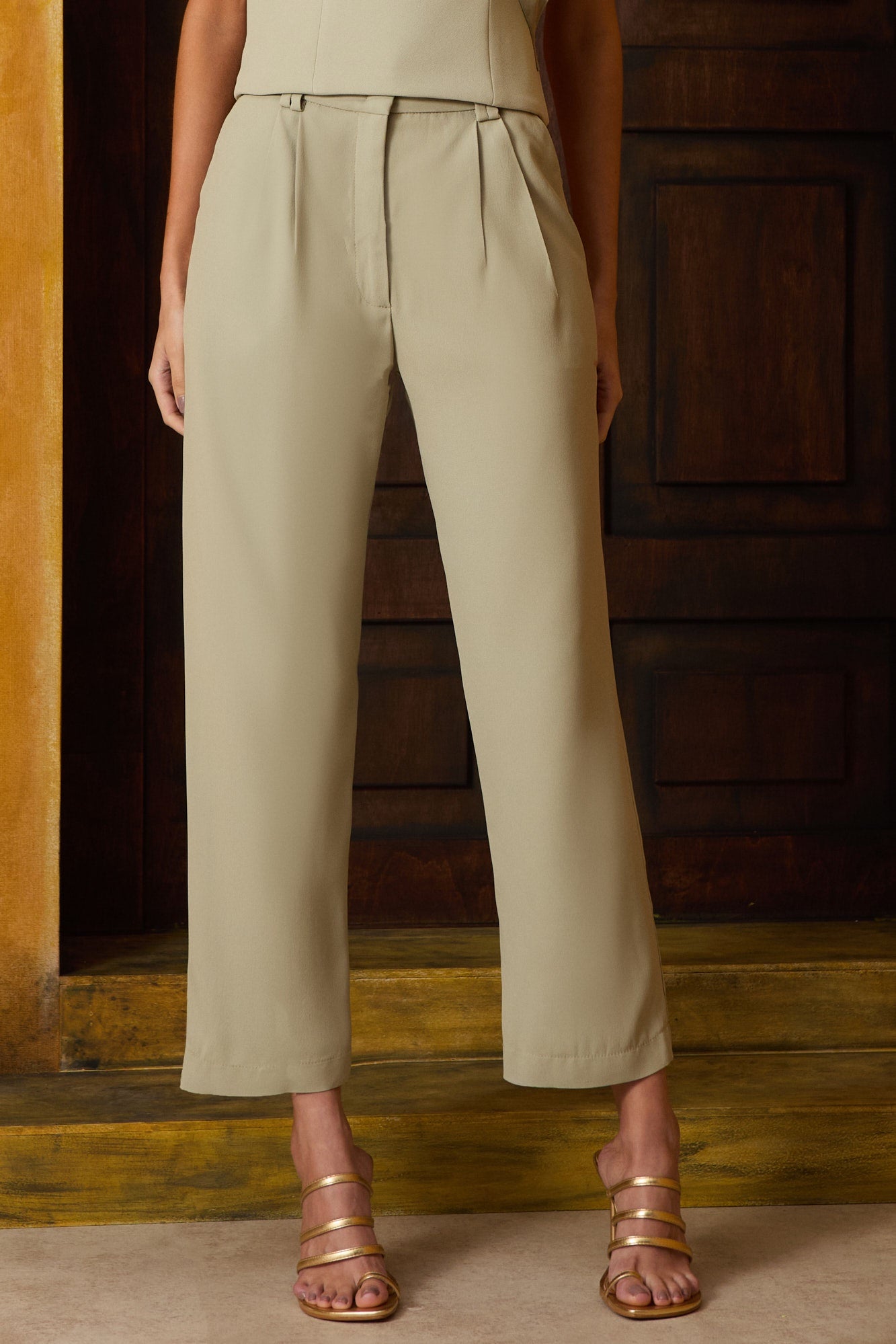 CALÇA CLASSICA PREGAS COLEÇÃO INVERNO 26