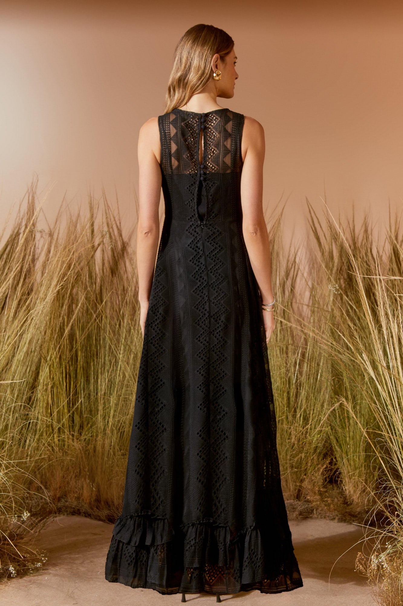 VESTIDO LONGO RENDA BLACK COLEÇÃO VERÃO 26