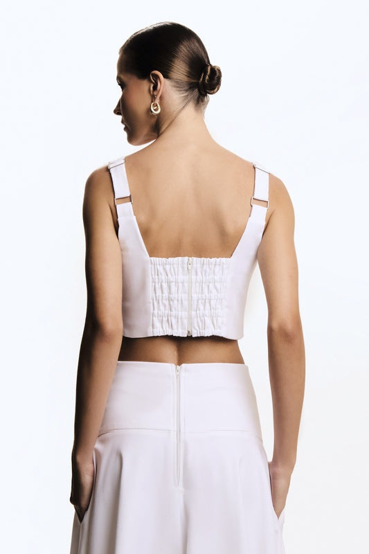 CROPPED DE ALÇA ESTRUTURADO COM PESPONTOS COLEÇÃO VERÃO 26