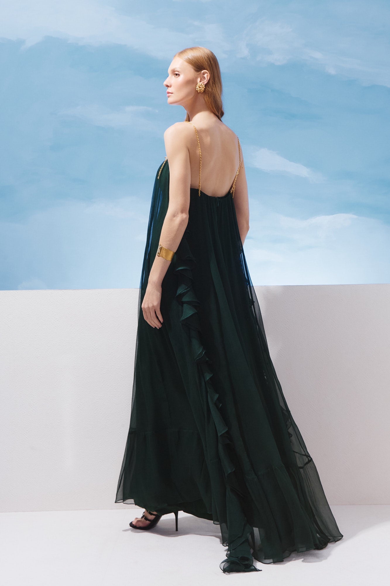 VESTIDO LONGO ALÇA CORRENTES BABADOS COLEÇÃO VERÃO 27