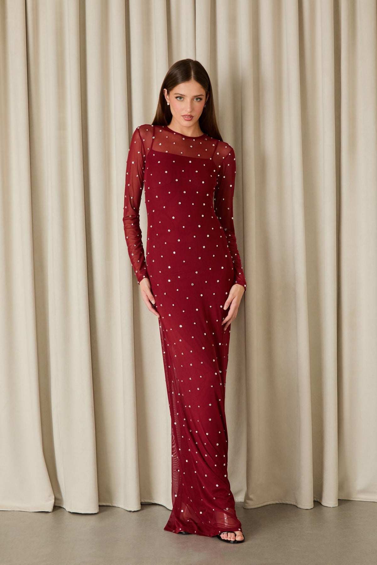 VESTIDO LONGO AMANDA BORDADO COLEÇÃO INVERNO 26