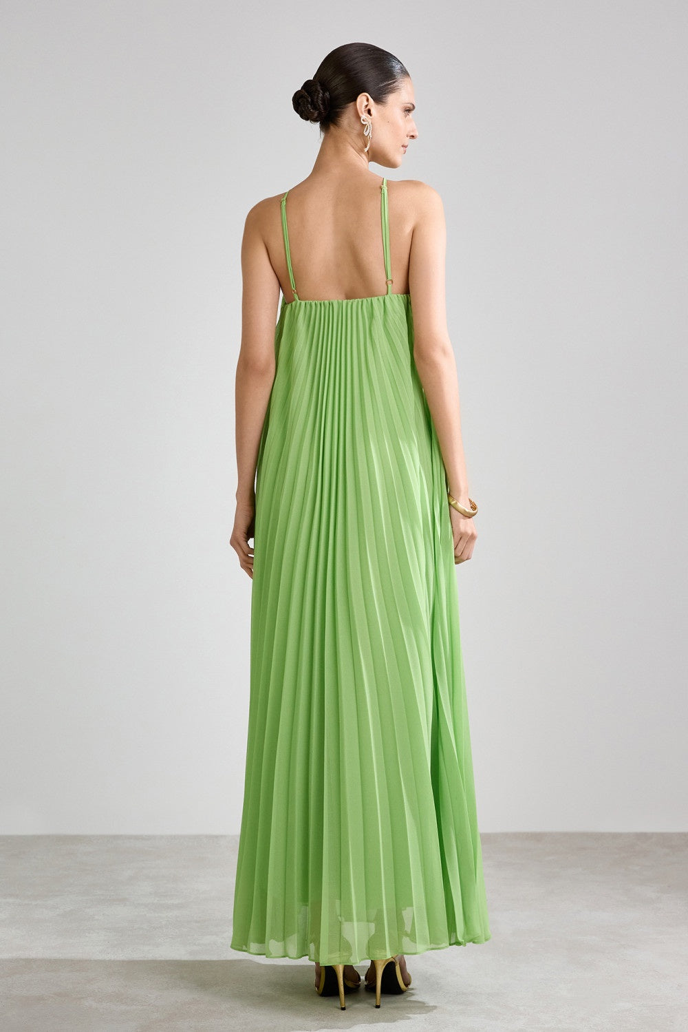 VESTIDO PLISSADO BELA COLEÇÃO VERÃO 26