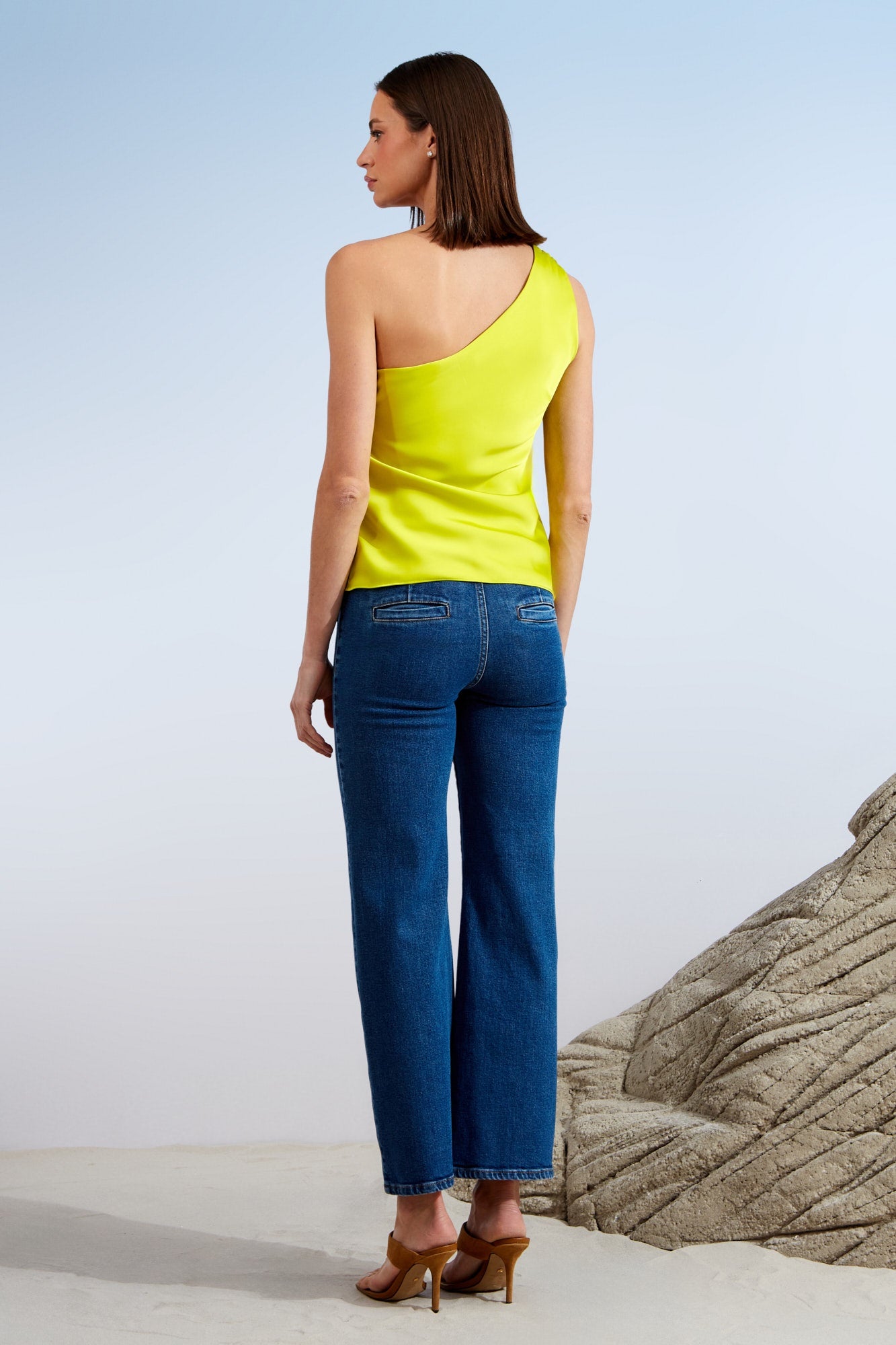 CALÇA JEANS BOLSOS FRENTE COLEÇÃO ALTO VERÃO 26