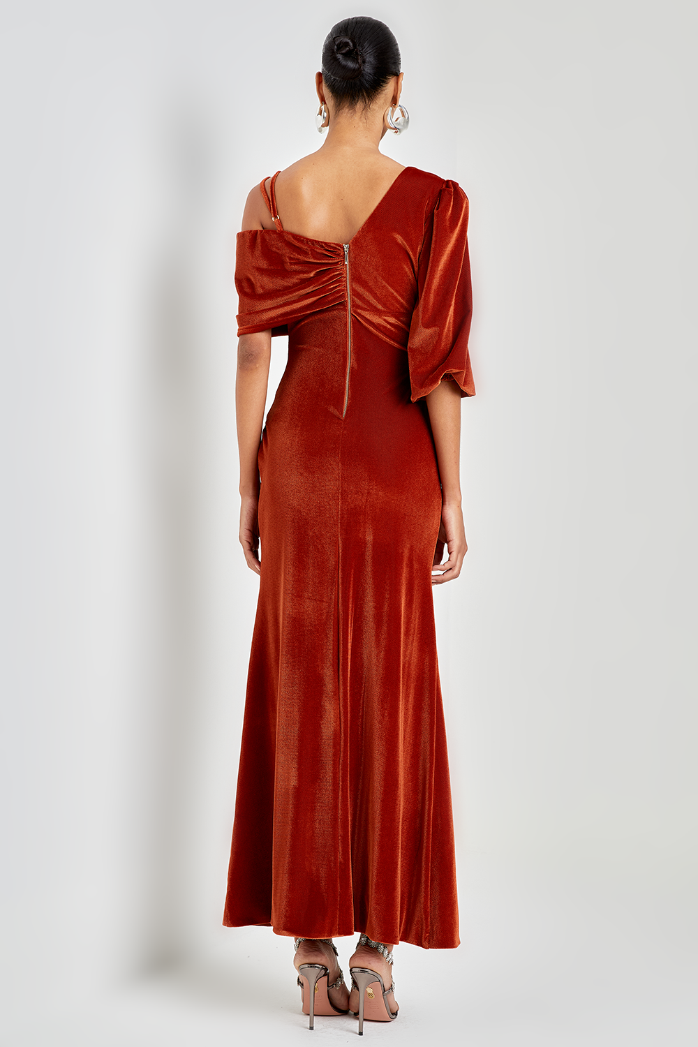 VESTIDO FENDA RADIANCE COLEÇÃO INVERNO 24