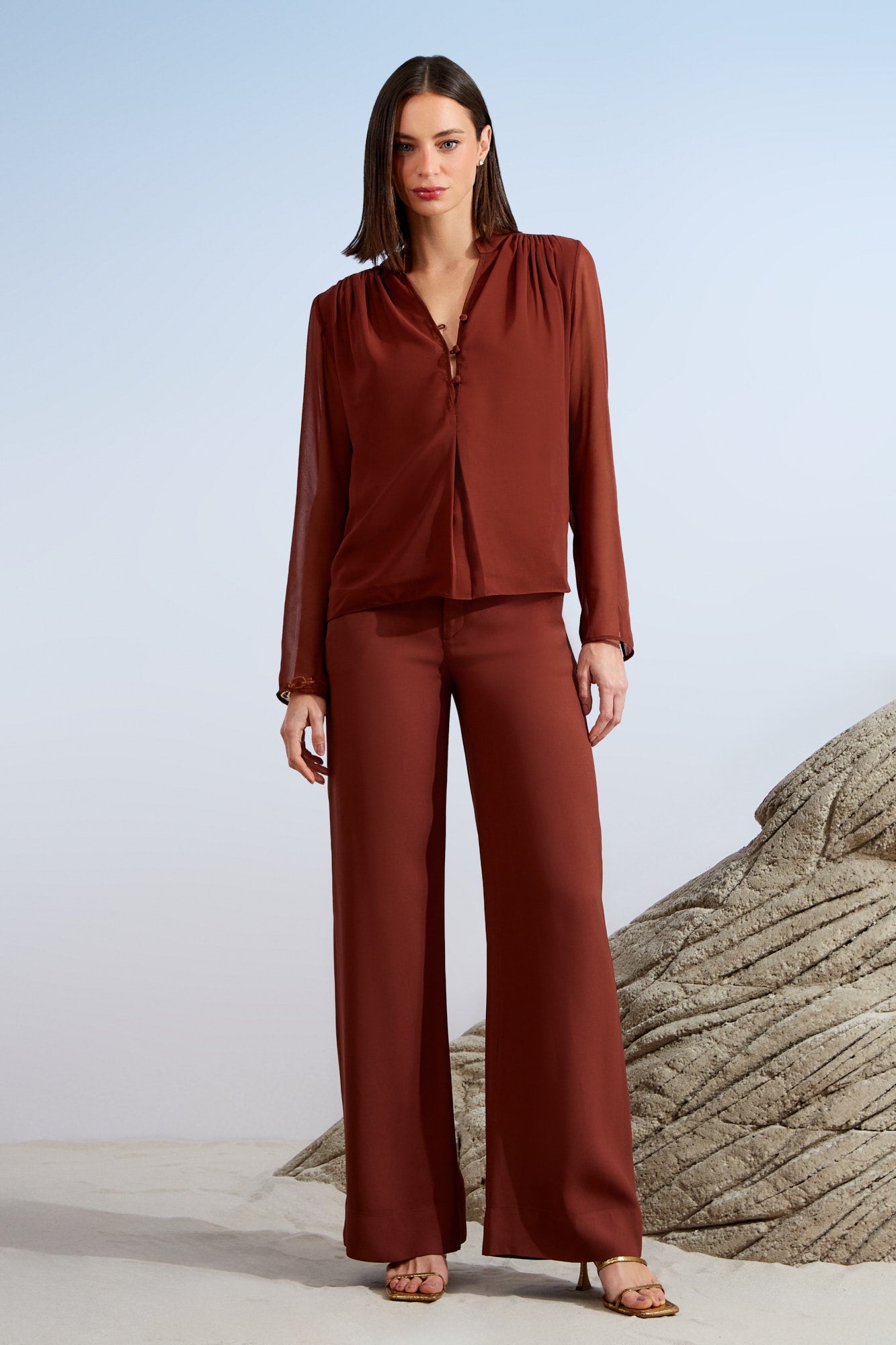 BLUSA MANGA LONGA BOTÕES COLEÇÃO ALTO VERÃO 26