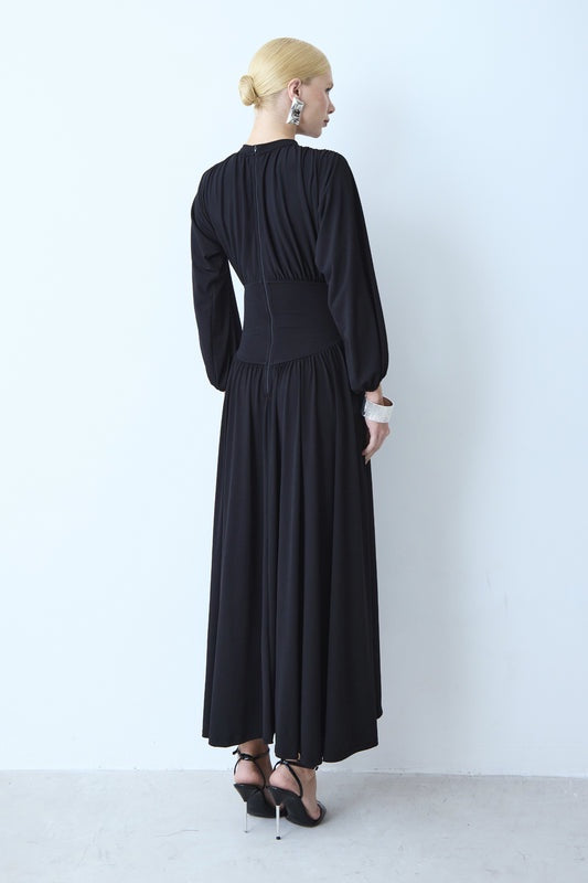 VESTIDO MIDI MANGAS BUFANTES COS LARGO BARRA FLUIDA COLEÇÃO INVERNO 26