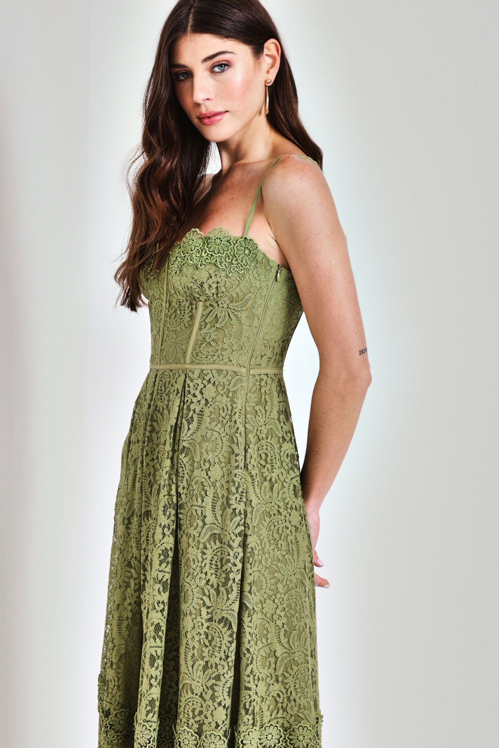 VESTIDO HIPER MIDI COLEÇÃO VERÃO 26
