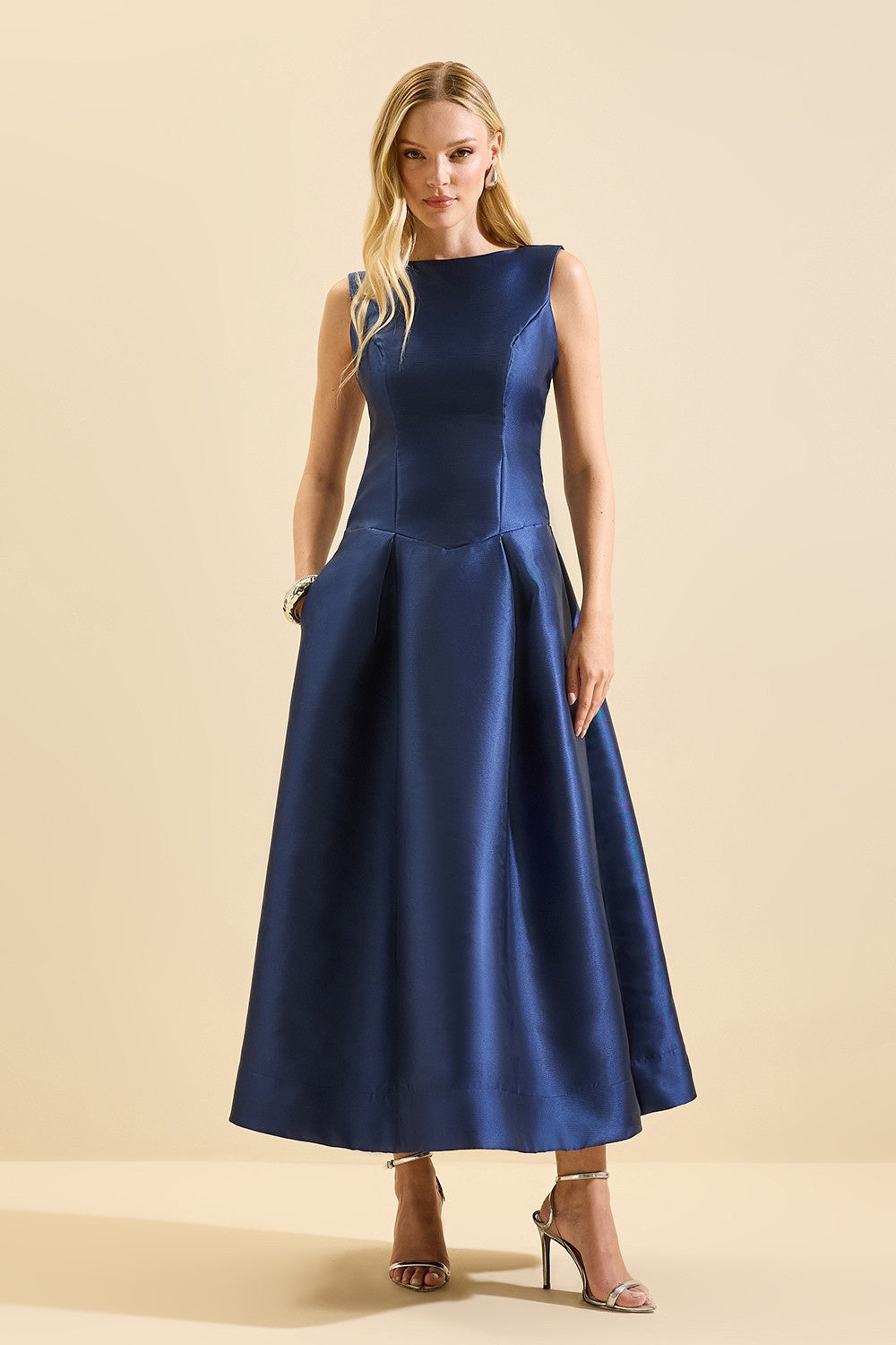 VESTIDO PRECIOUS COLEÇÃO INVERNO 26