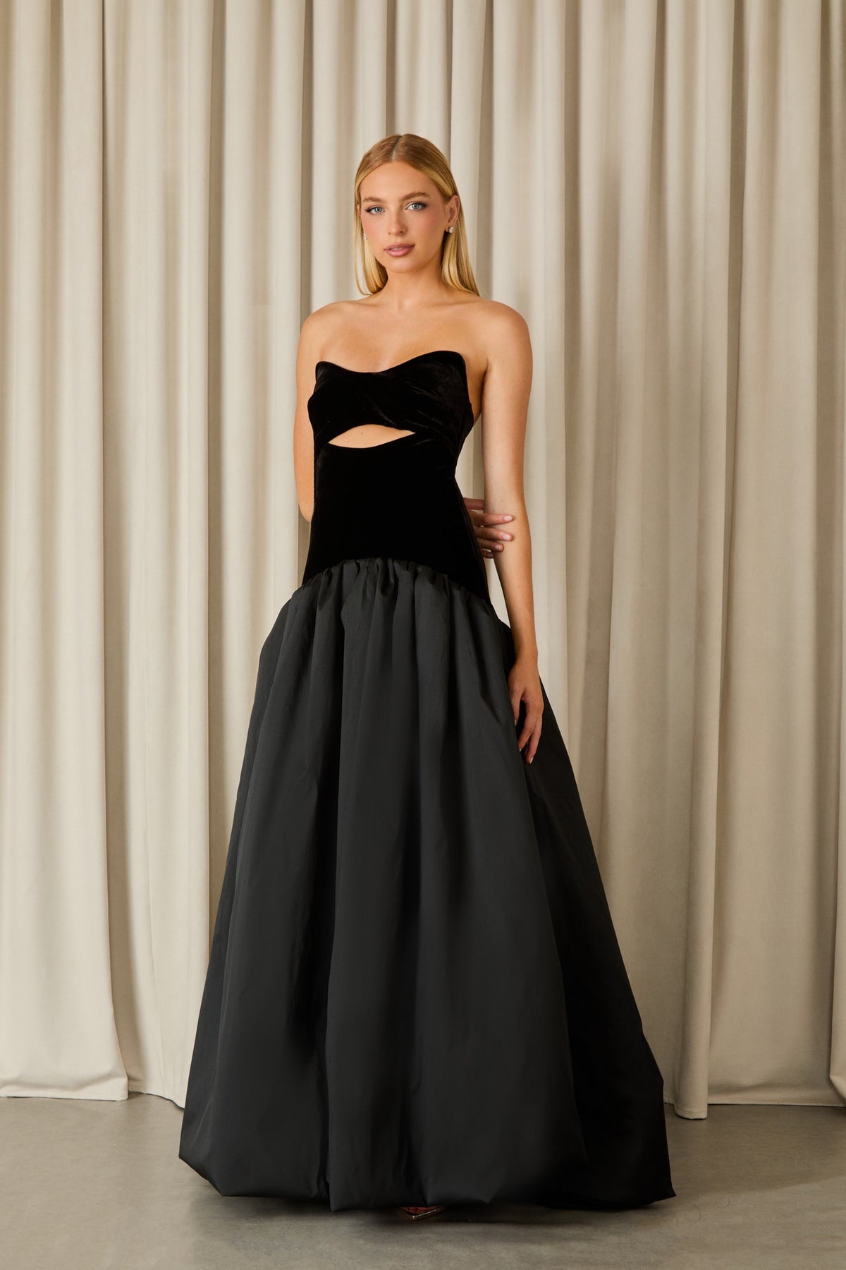 VESTIDO LONGO JULIA VELUDO COLEÇÃO INVERNO 26