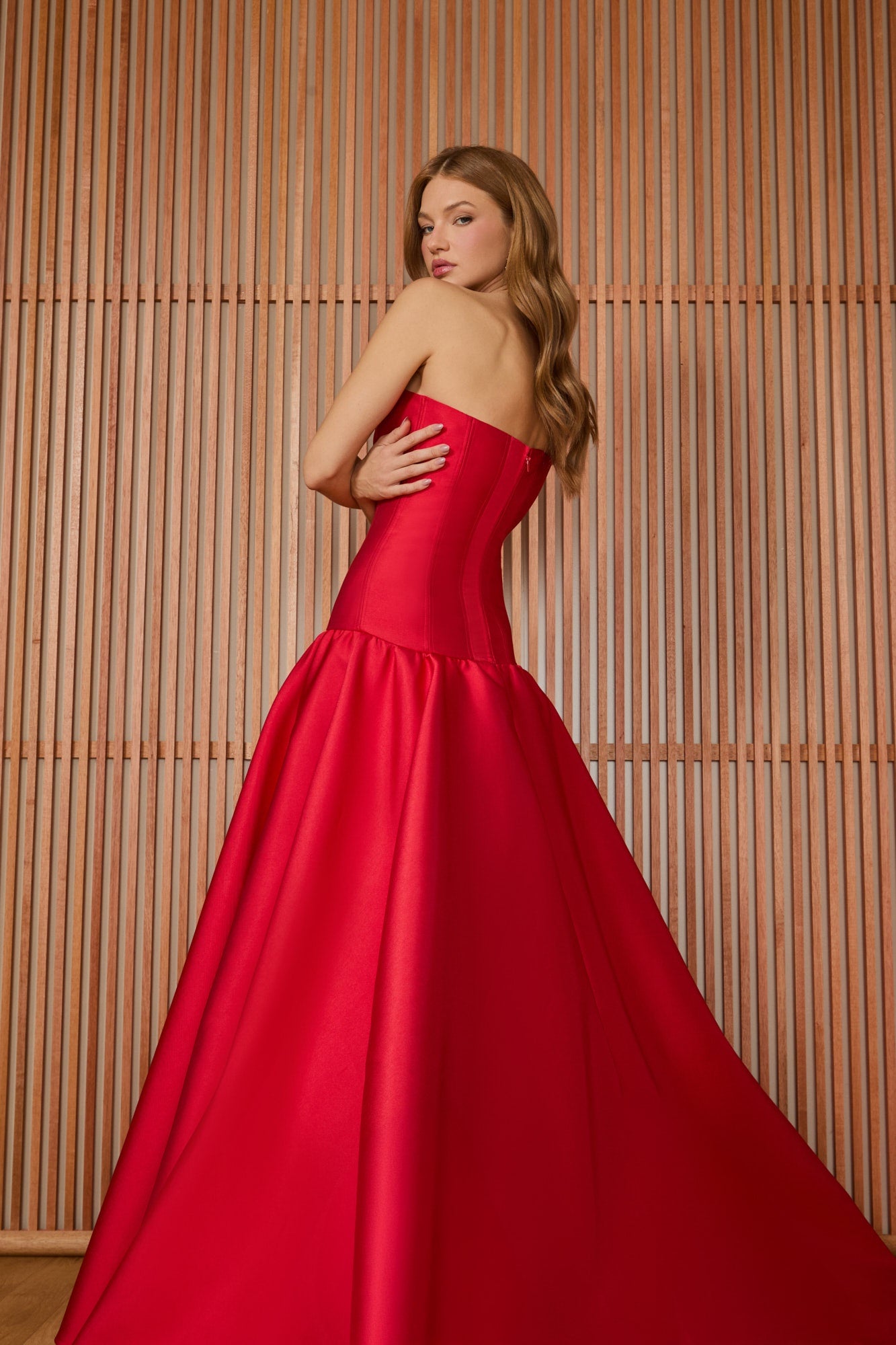 VESTIDO LONGO PATRICIA TOMARA QUE CAIA COLEÇÃO INVERNO 25