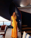 VESTIDO LONGO FRENTE UNICA ABERTURA FRONTAL E AMARRACÃO COLEÇÃO VERÃO 27